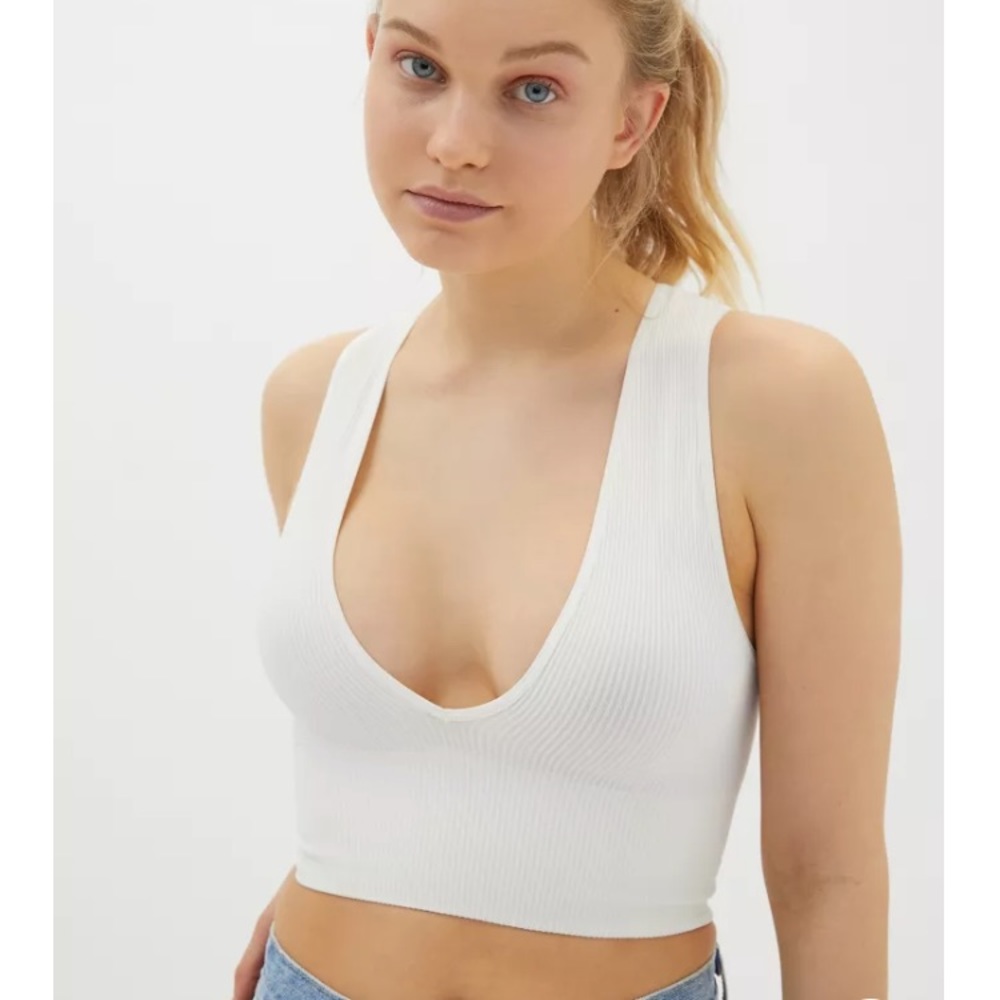 Out from under hailey seamless plunging bra top